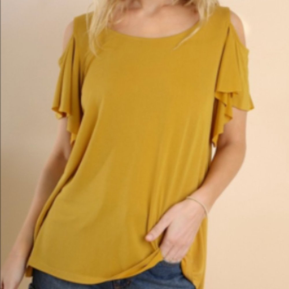 BLUHEAVEN/UMGEE NWOT Cold Shoulder Top With Flutter Sleeves